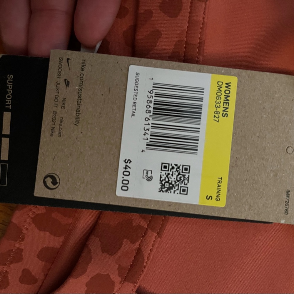 Nike Leopard Medium Support Sports Bra - Picture 5 of 5